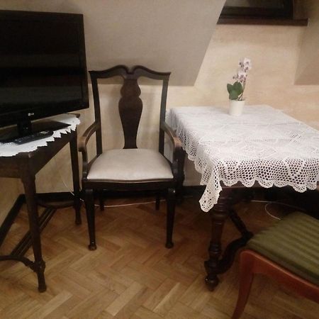 Dwor Anna Bed & Breakfast Ciecierzyn Rom bilde
