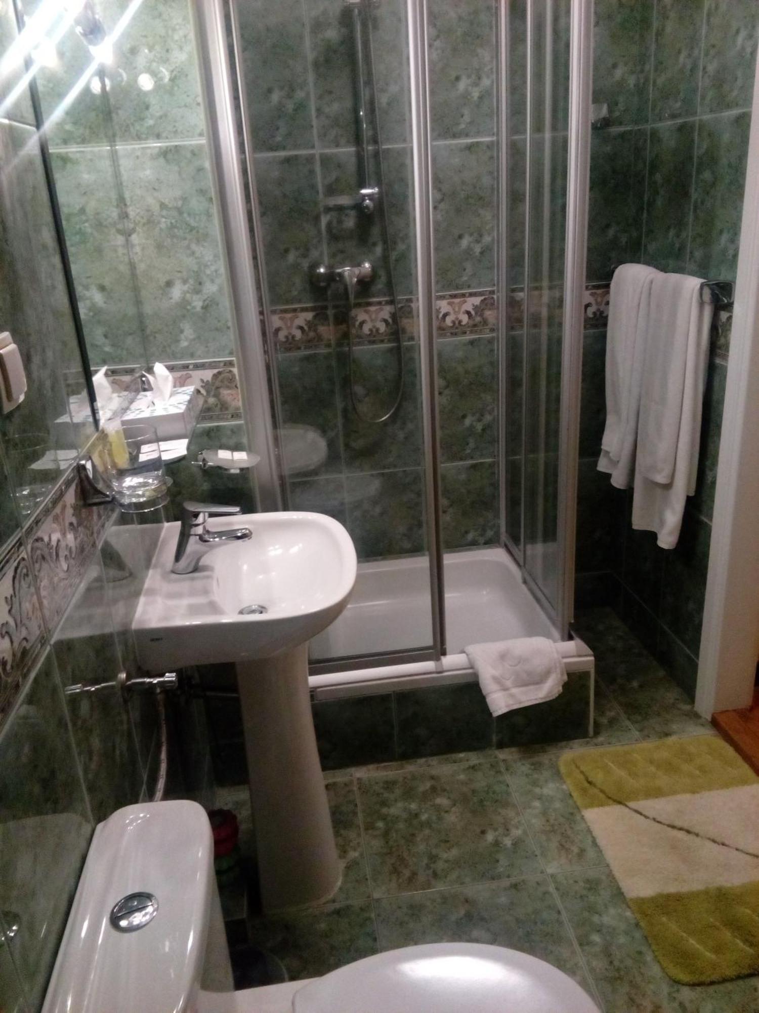 Dwor Anna Bed & Breakfast Ciecierzyn Rom bilde