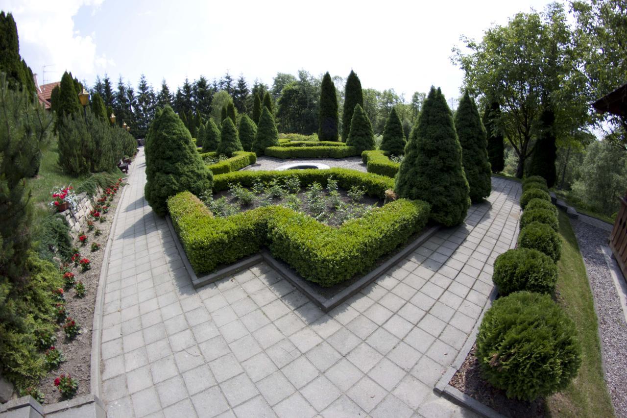 Dwor Anna Bed & Breakfast Ciecierzyn Rom bilde